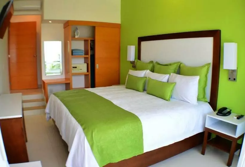 سوییت جونیور, Cancun Bay All Inclusive