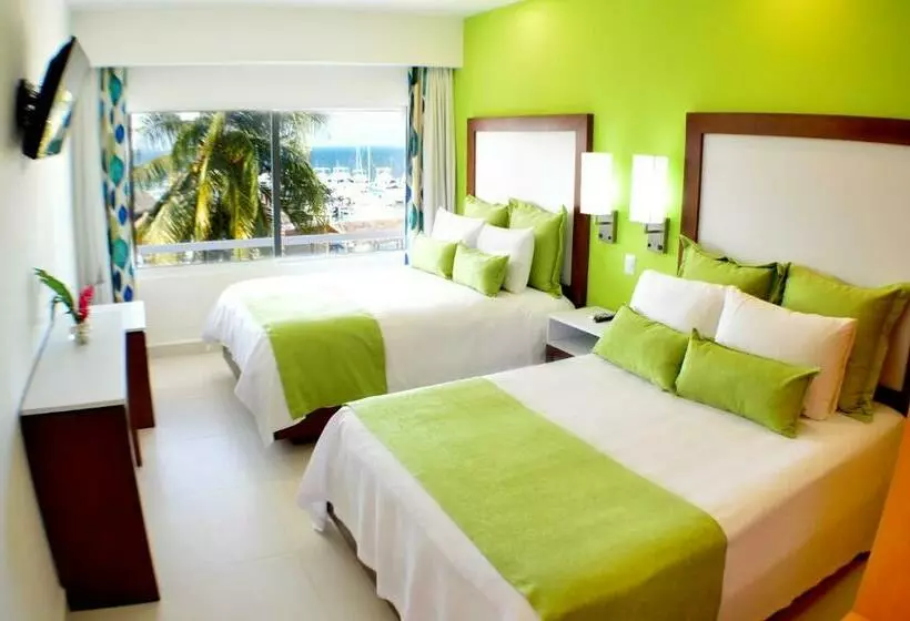 سوییت جونیور, Cancun Bay All Inclusive