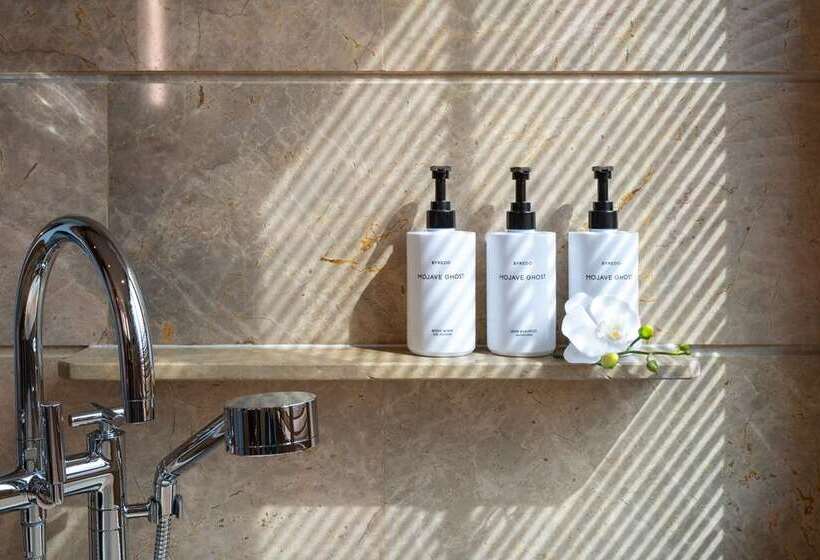 سوئیت پریمیوم, Conrad Bangkok