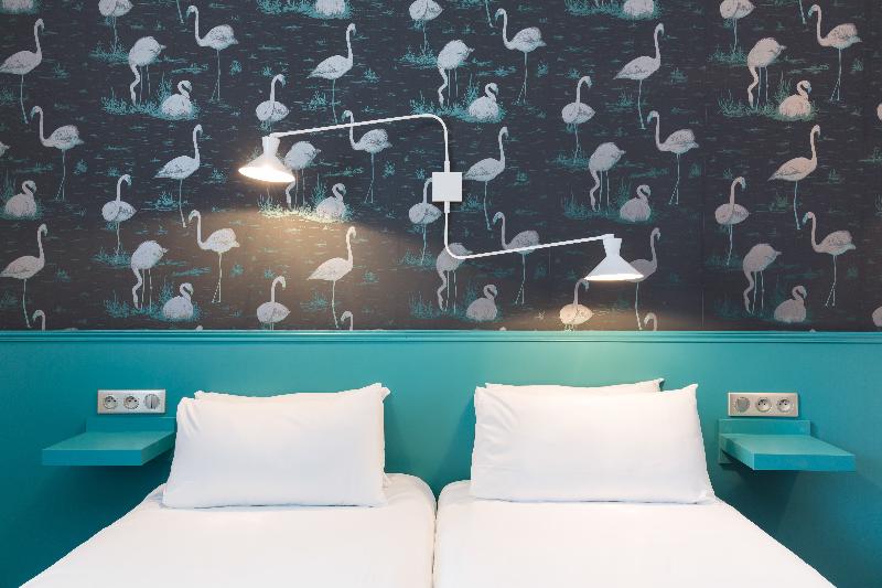 Suite, Convent De Begur