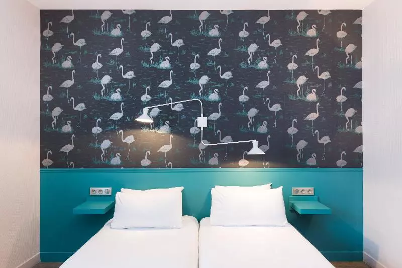 Suite, Convent De Begur