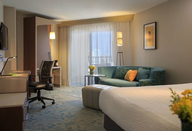 ダブルベッドスタンダードルーム, Courtyard By Marriott Isla Verde Beach Resort