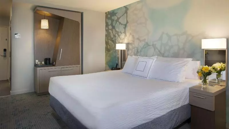 اتاق استاندارد با چشم‌انداز دریا, Courtyard By Marriott Isla Verde Beach Resort