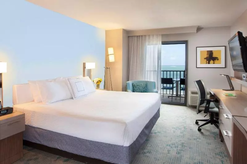 اتاق استاندارد با چشم‌انداز دریا, Courtyard By Marriott Isla Verde Beach Resort