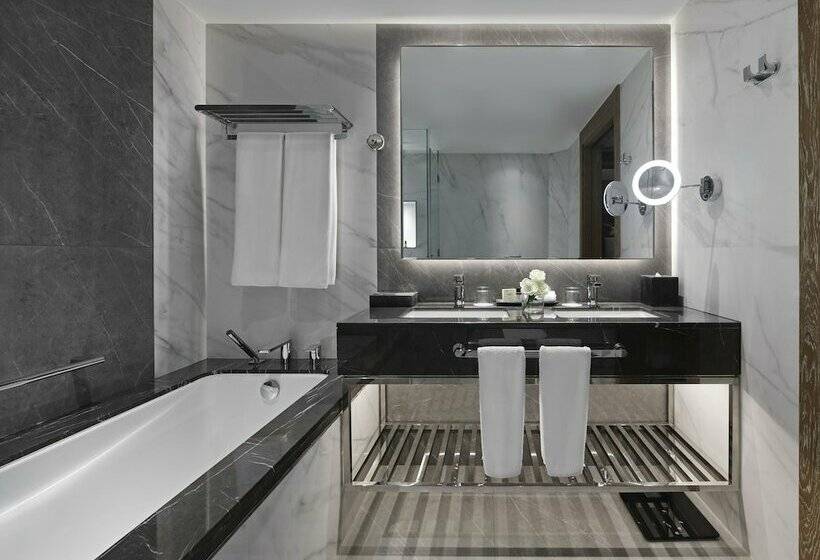 套房, Fairmont Dubai