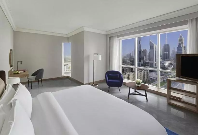 キングサイズベッド、ビュー付きデラックスルーム, Fairmont Dubai