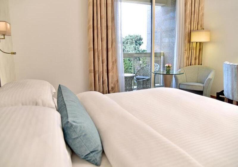 キングサイズベッドのスタンダードルーム, Gefinor Rotana – Beirut