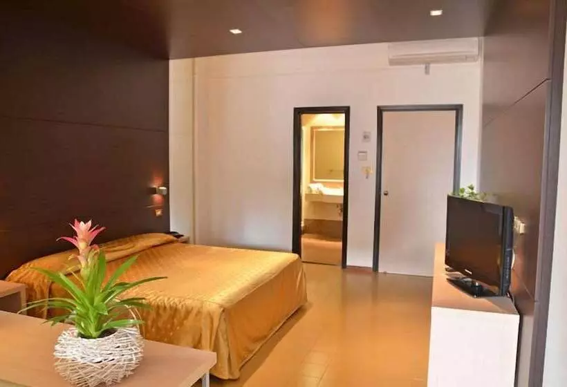 اتاق استاندارد یک نفره, Grand Eur