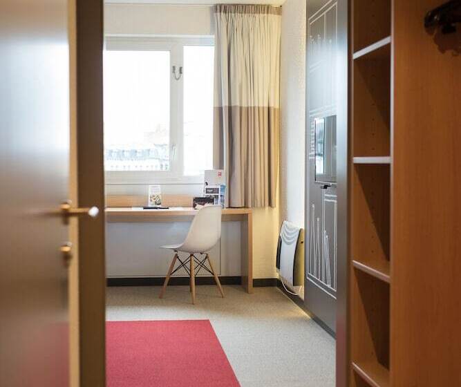 标准三人间, B&b Hotel Mons Gare