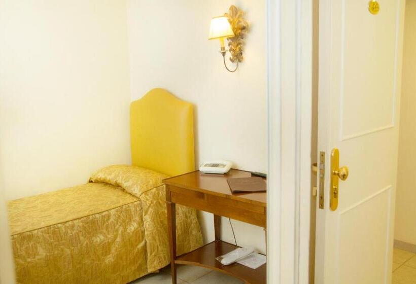 스탠다드 싱글 룸, Lanzillotta