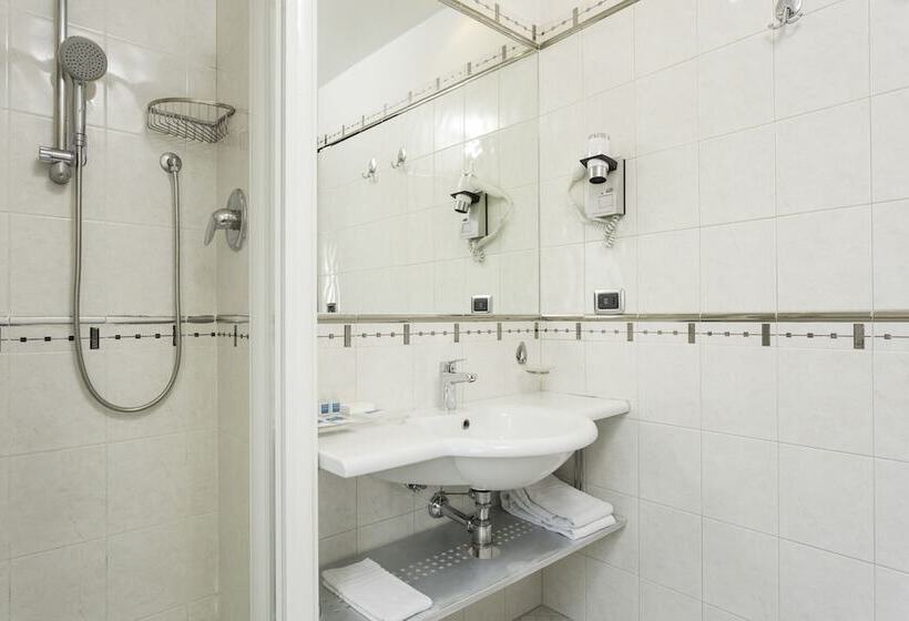 اتاق استاندارد, Millenn