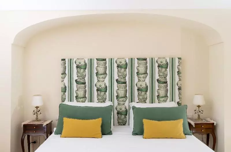 سوئیت با تخت بزرگ, Punta Regina