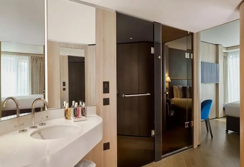 اتاق لوکس, Hotel Riu Plaza London The Westminster