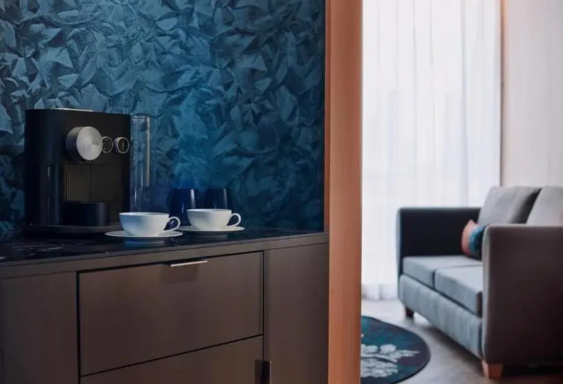 سوئیت با تخت بزرگ, Hotel Riu Plaza London The Westminster