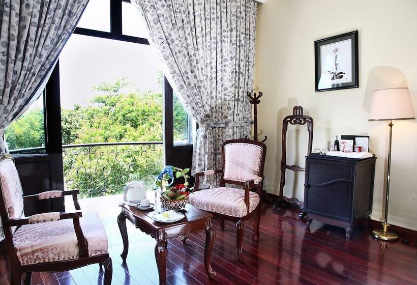سوییت, Saigon Morin