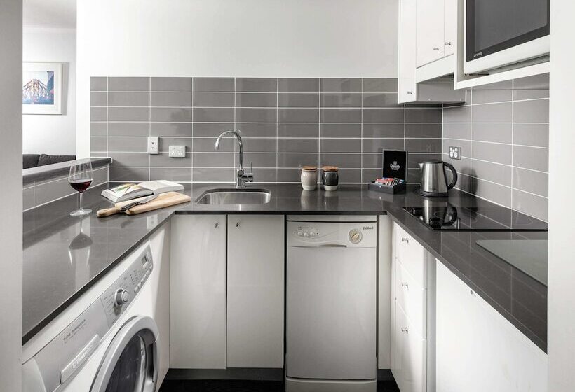 דירת חדר, The Sebel Brisbane