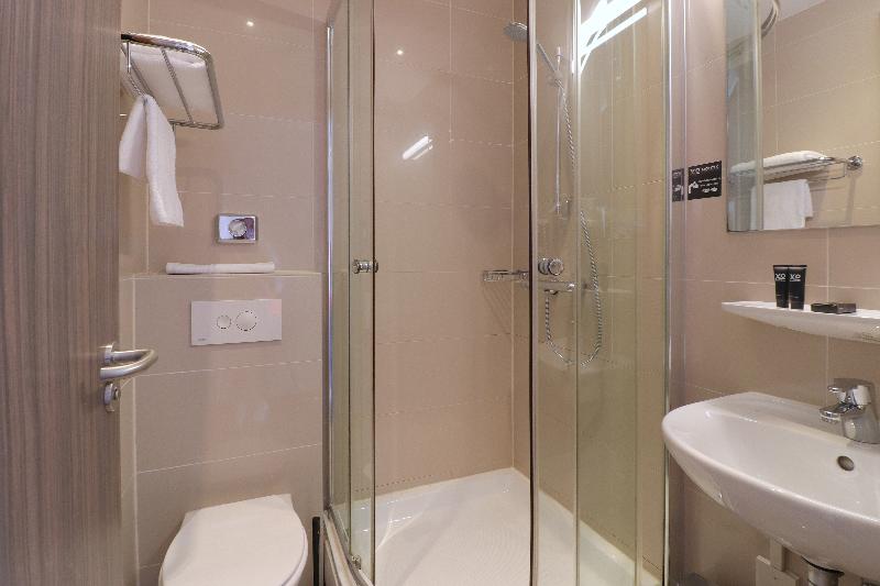 غرفة أساسية فردية, Van Gogh