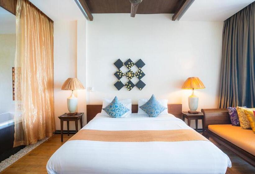 اتاق لوکس با چشم‌انداز دریا, Koh Chang Cliff Beach Resort