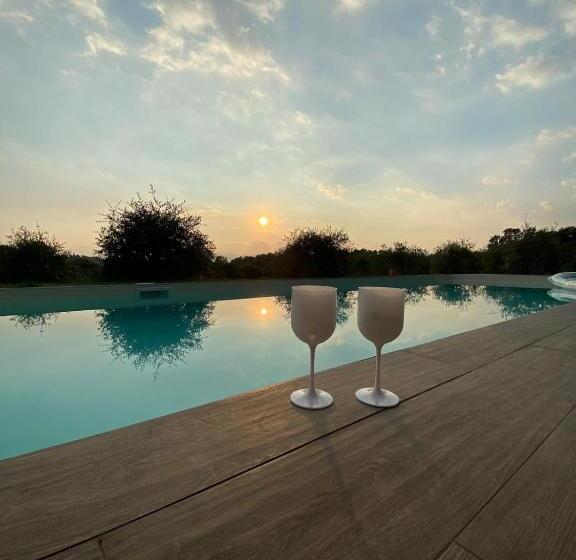 Семейный Номер, Le Querce