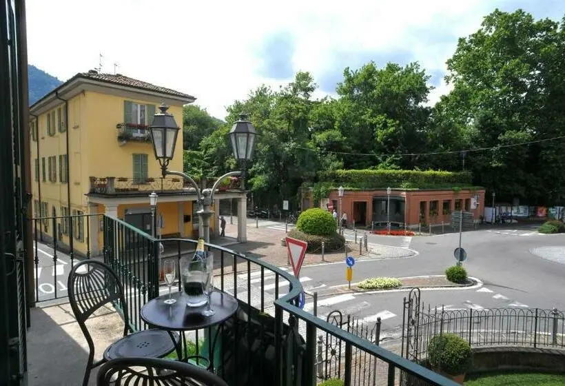 キングサイズベッドのスタンダードルーム, Trattoria Laghee Con Alloggio