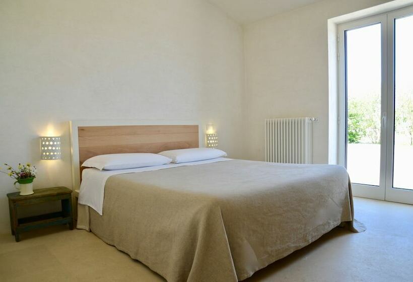 패밀리 아파트, Podere Santa Chiara