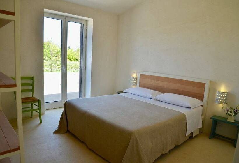 패밀리 아파트, Podere Santa Chiara