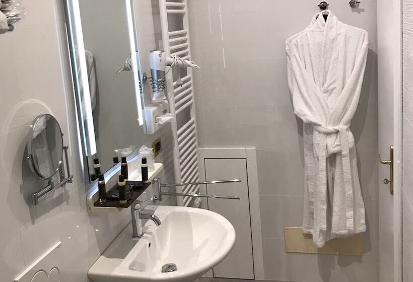 片側に海が見えるデラックスルーム, Magis Ac Magis Bedrooms Versilia