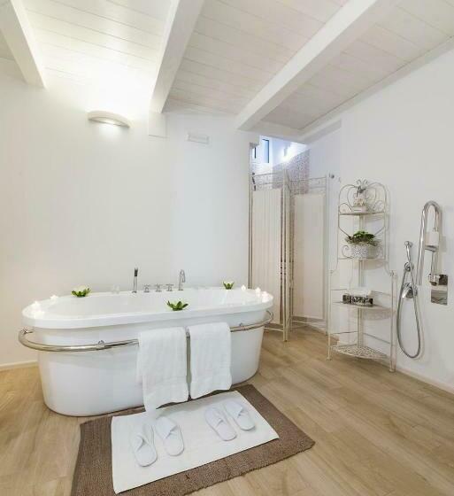 Семейный Номер, B&b C Era Una Volta