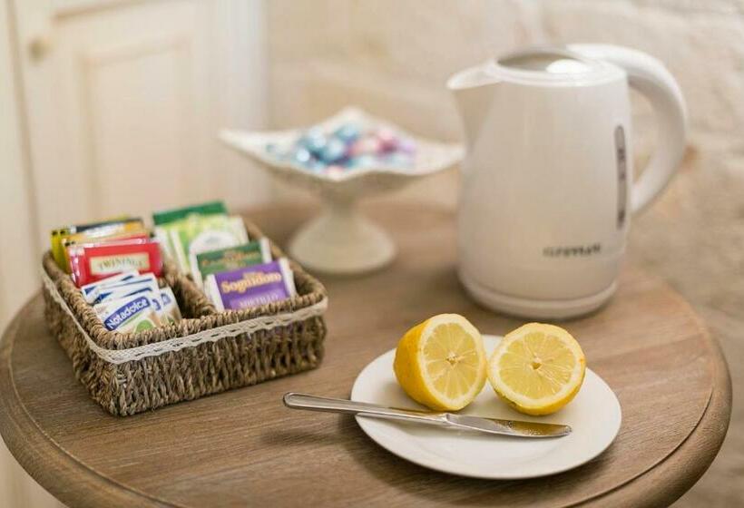 Семейный Номер, B&b C Era Una Volta