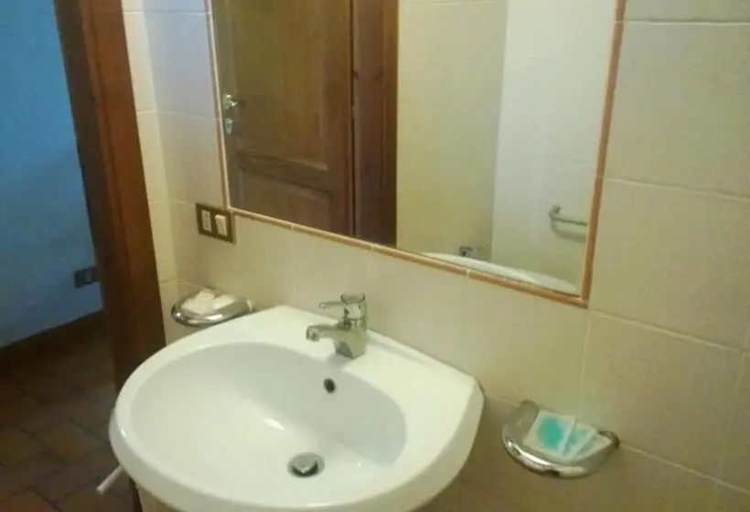 スタンダード４人部屋, Agriturismo Pomonte