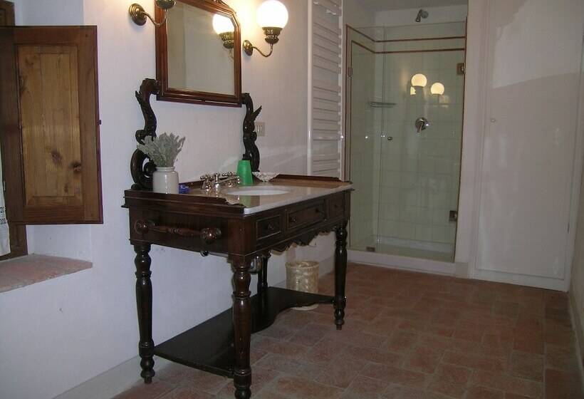 דירת שלושה חדרים, Agriturismo Montefili