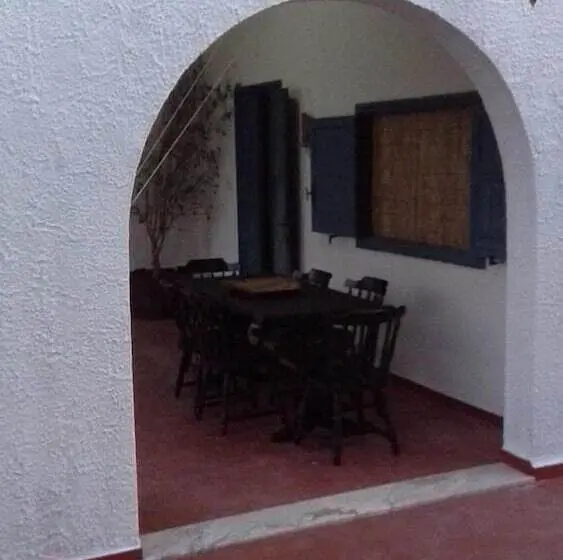 １ベッドルームエコノミーアパートメント, A Casa Di Amici
