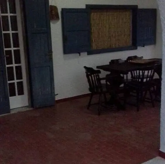 １ベッドルームエコノミーアパートメント, A Casa Di Amici