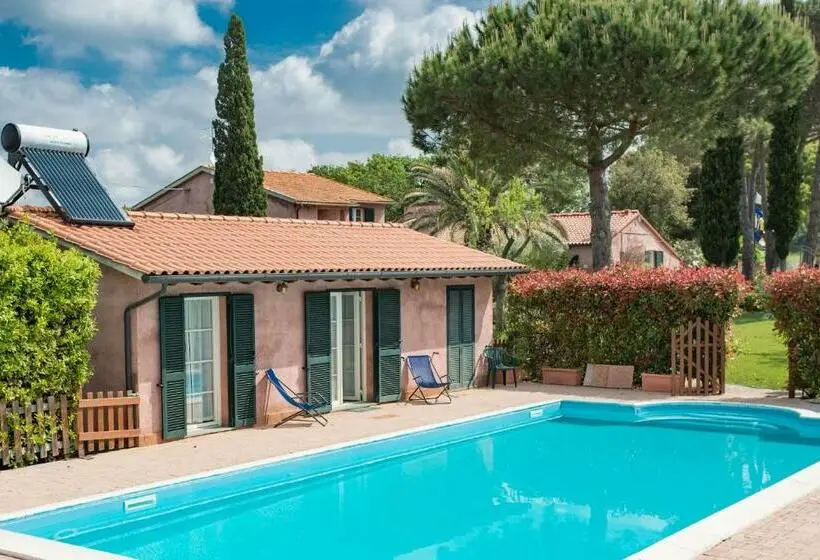 プールの見える１ベッドルームアパートメント, Tenuta De Fanti Agriturismo