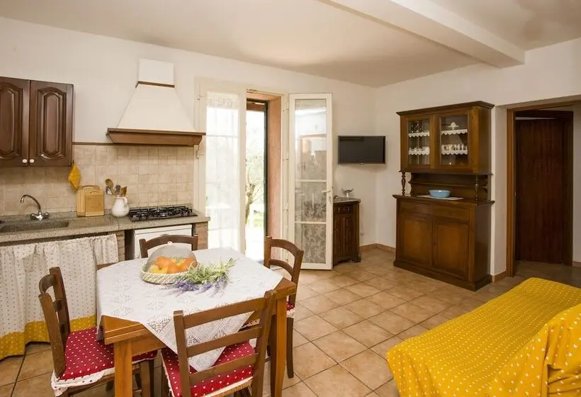 庭の見える１ベッドルームアパートメント, Tenuta De Fanti Agriturismo