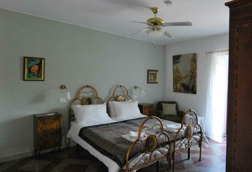 バルコニー付きスタンダードルーム, Art & Breakfast