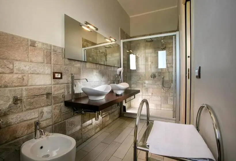 اتاق استاندارد سه نفره, Triskell Camere & Relax