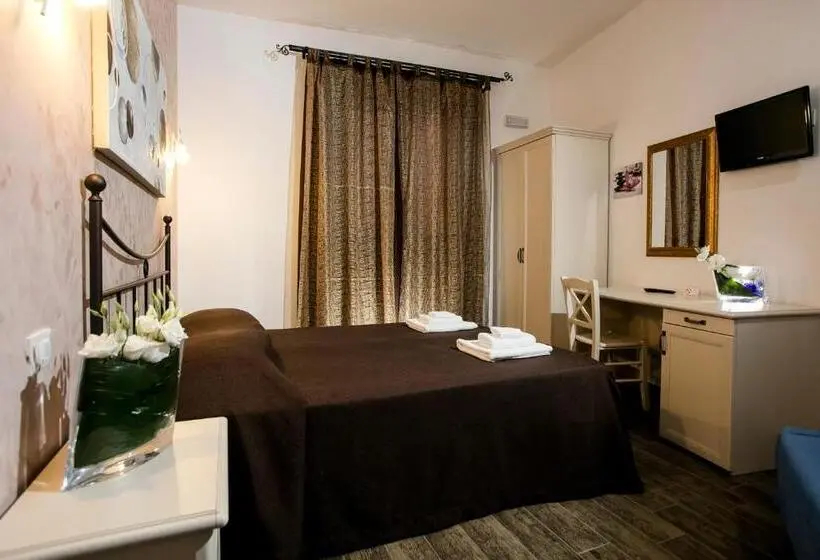 اتاق استاندارد سه نفره, Triskell Camere & Relax