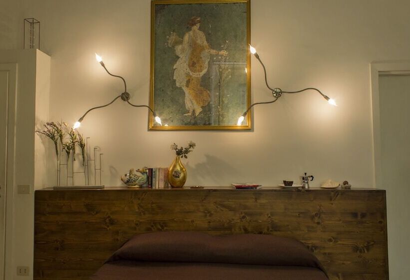 اتاق استاندارد, Diletto A Napoli