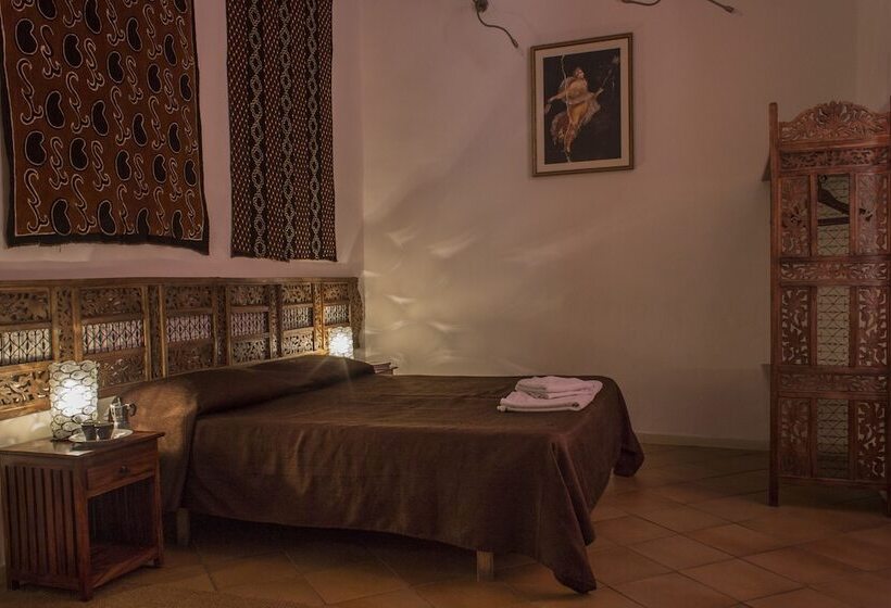 اتاق استاندارد, Diletto A Napoli