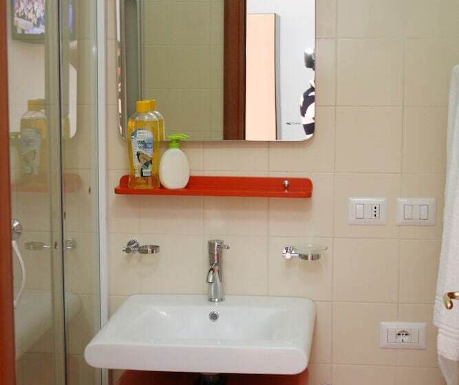 غرفة قياسية رباعية, Il Gattopardo Affittacamere