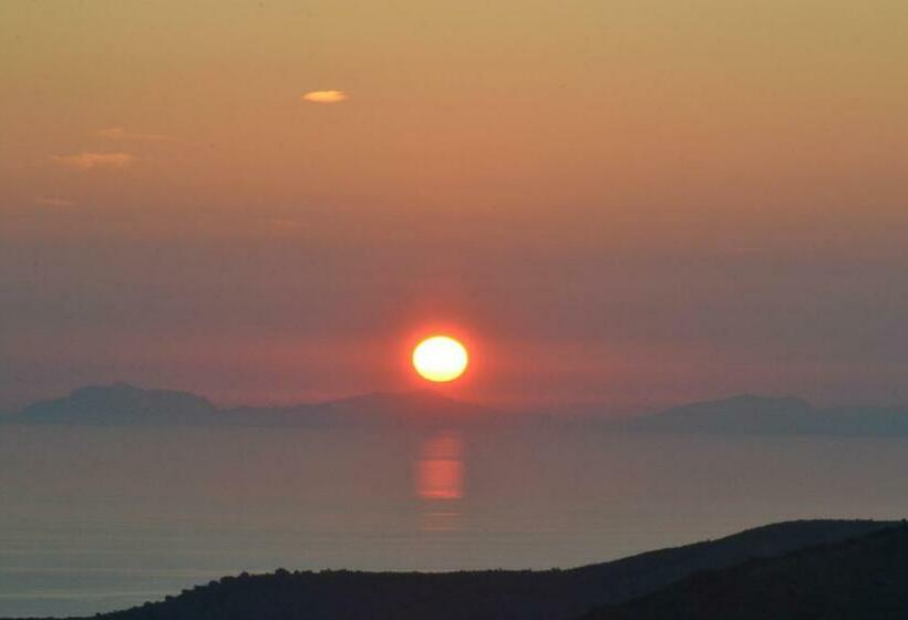 带1个卧室的带海景的公寓, Il Ritrovo Degli Angeli