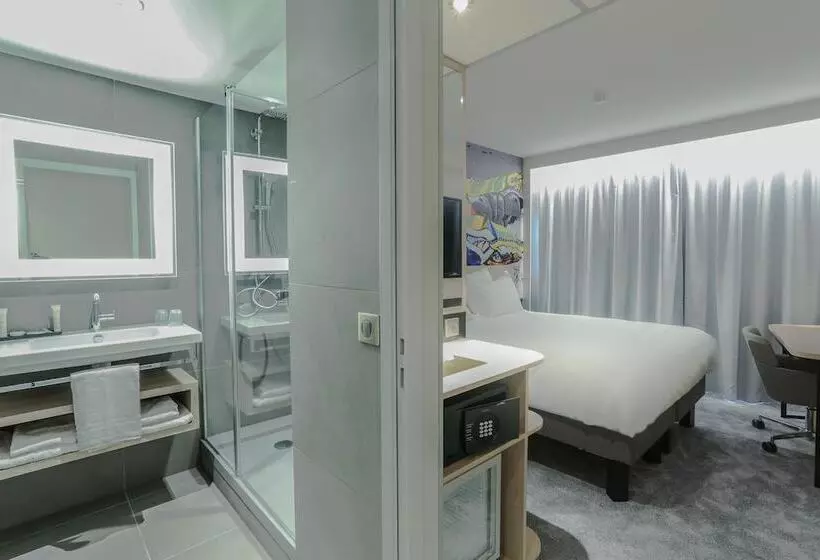 Standard-huone, Arena Hotel La Defense