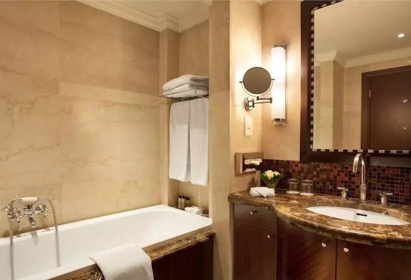 デラックスルーム, Corinthia Budapest
