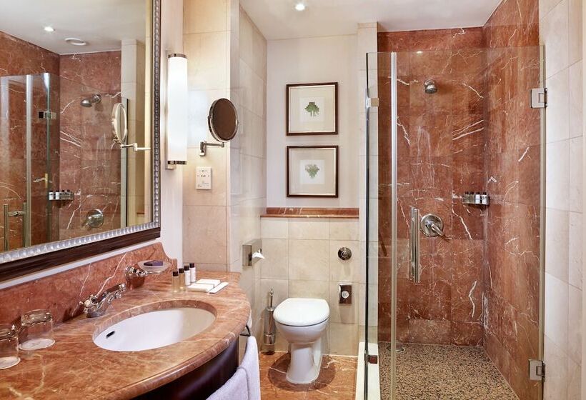 豪华套房, Corinthia  Budapest