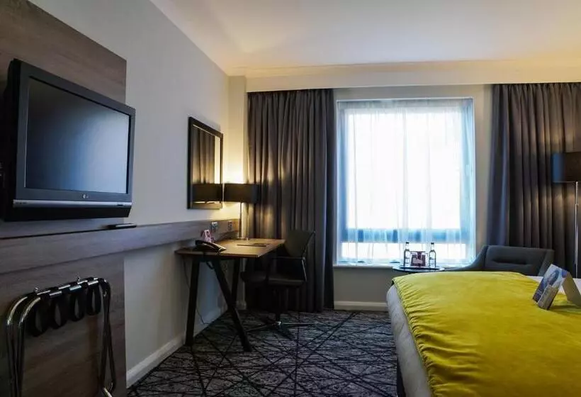 キングサイズベッドのクラブルーム, Crowne Plaza Liverpool City Centre, An Ihg