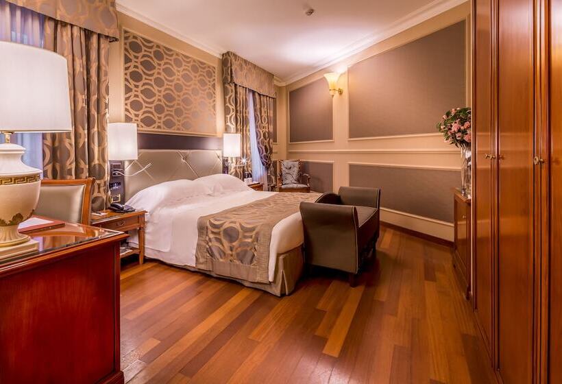اتاق سوپریور, Grand Visconti Palace