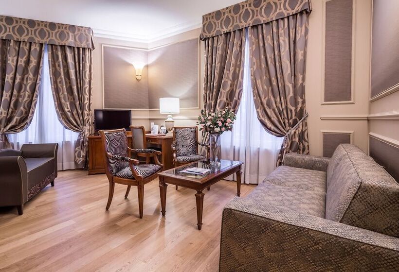 سوییت جونیور, Grand Visconti Palace