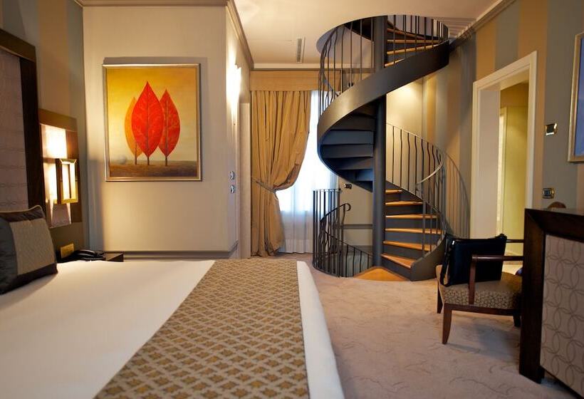 سوئیت پرزیدنت, Grand Visconti Palace