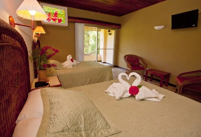 스탠다드 룸 더블 침대 2개, Karahe Beach